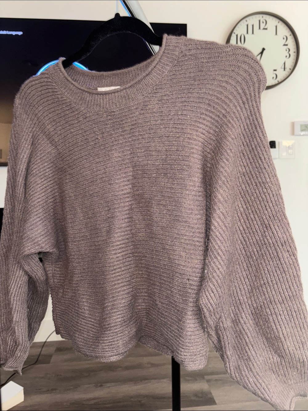 Cozy Ribbed Crewneck Sweater in Mauve Taupe